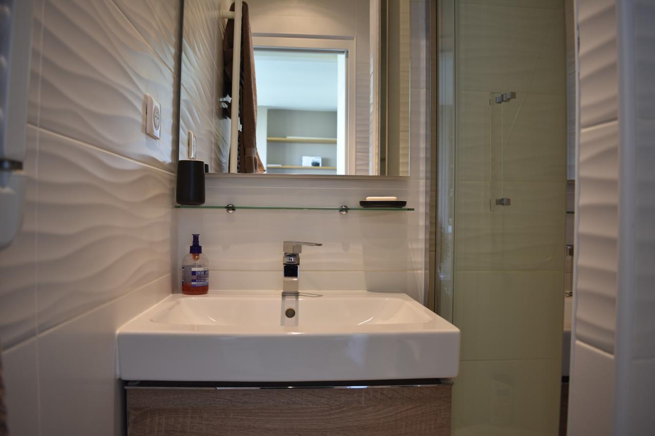 Fully Renovated Bright Studio With High View Paris Eksteriør billede